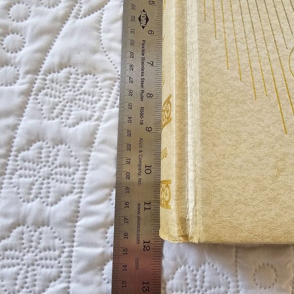 Fireside Family Edition NAB Catholic Bible With Jesus Portrait Cover & Illustrat - Picture 8 of 15